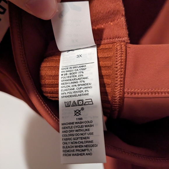 NWT Old Navy High Support PowerSoft Convertible Sports Bra Size 3X - Picture 7 of 7